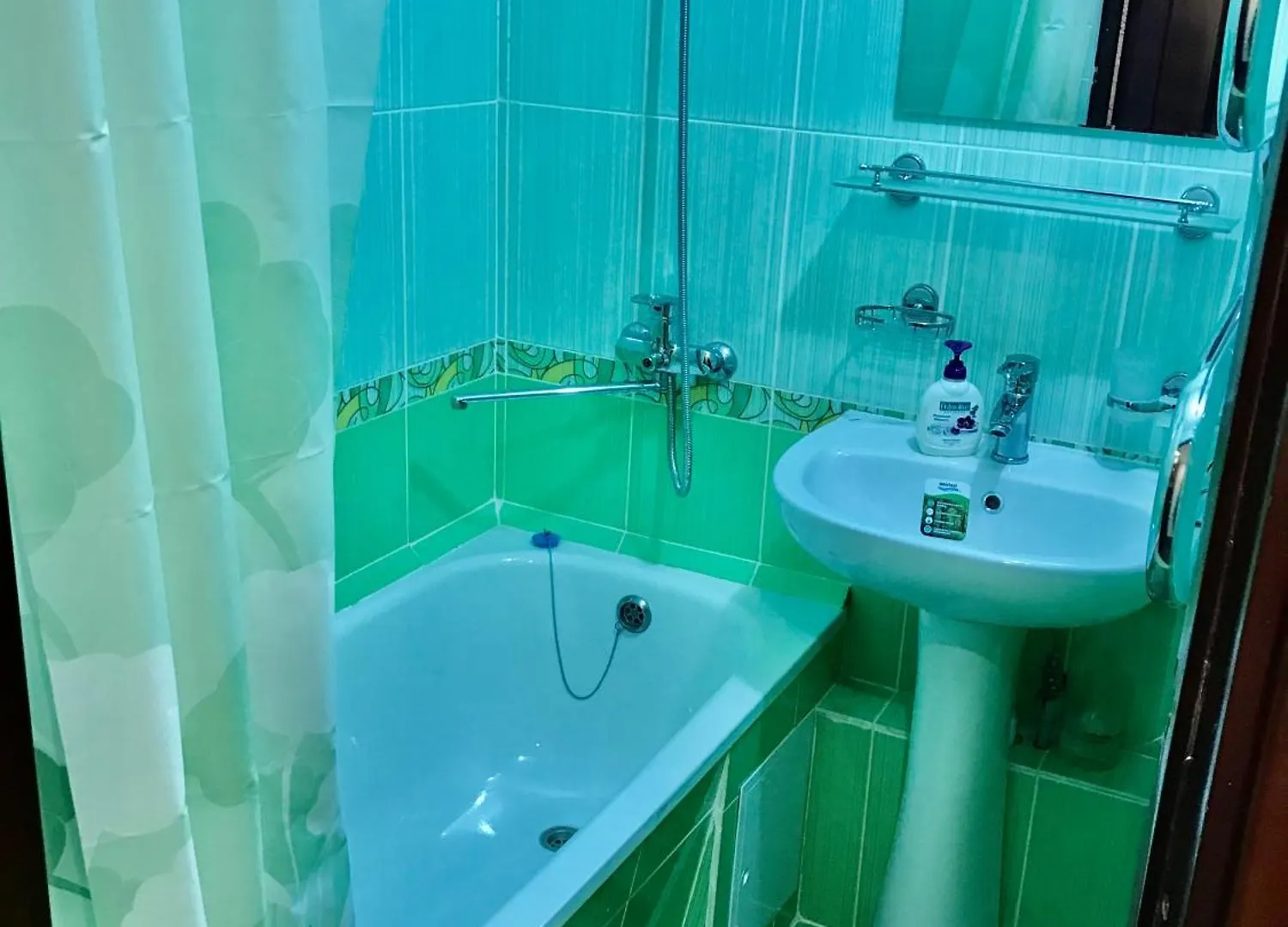 Vip House, Mega Park Apartment Almaty